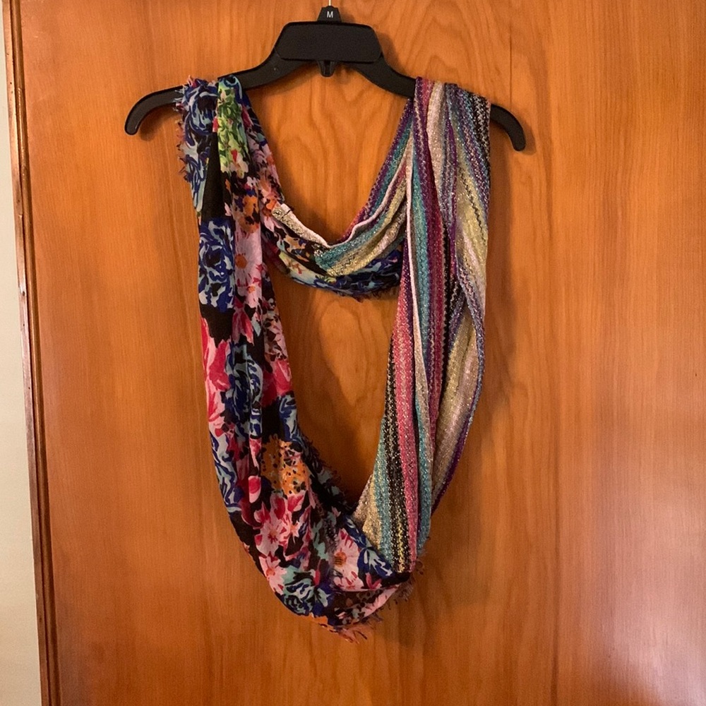 Infinity scarf